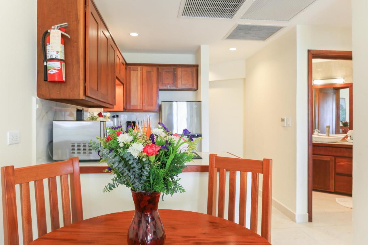 Sunbreeze Suites San Pedro  Εξωτερικό φωτογραφία