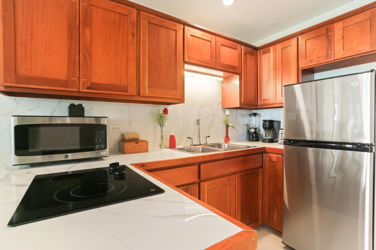 Sunbreeze Suites San Pedro  Εξωτερικό φωτογραφία