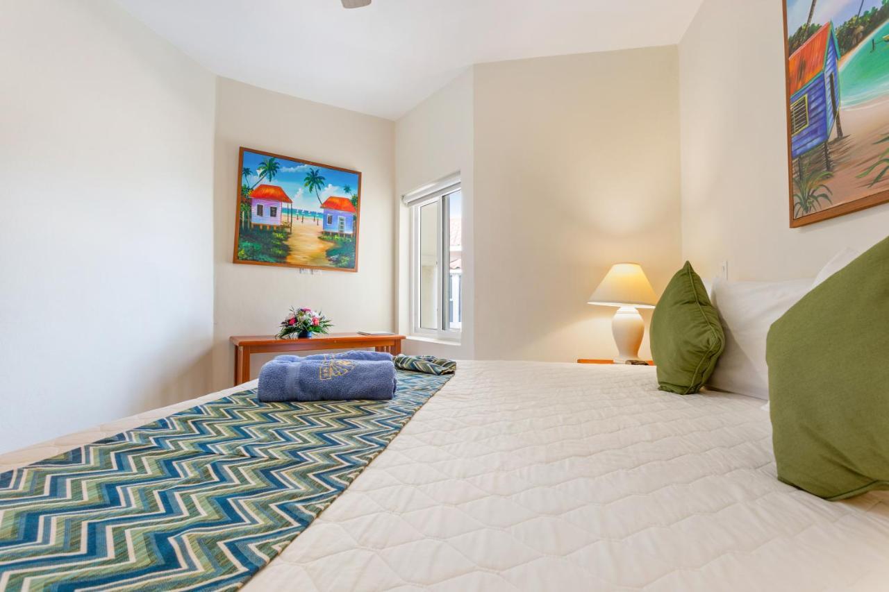 Sunbreeze Suites San Pedro  Εξωτερικό φωτογραφία