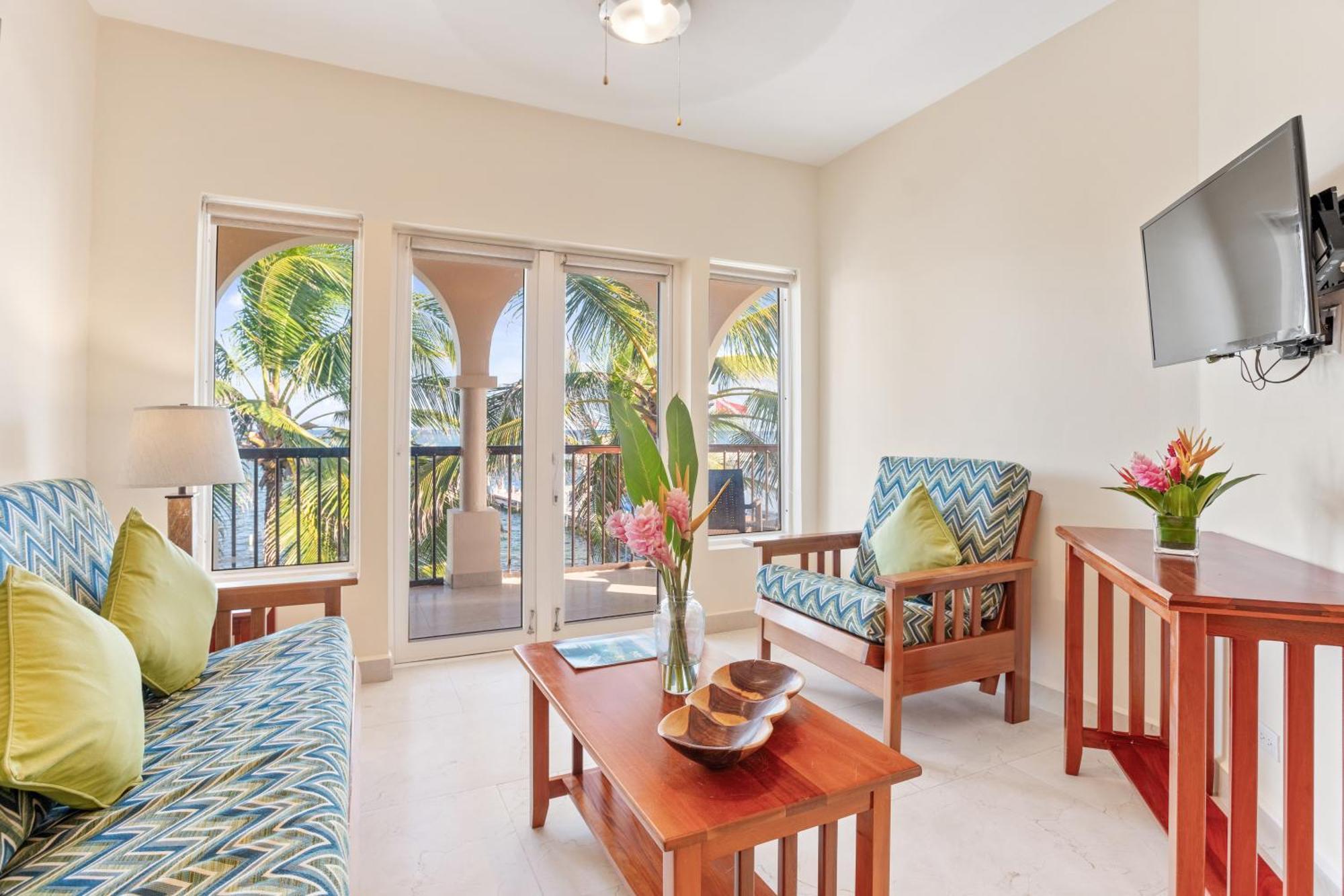 Sunbreeze Suites San Pedro  Εξωτερικό φωτογραφία
