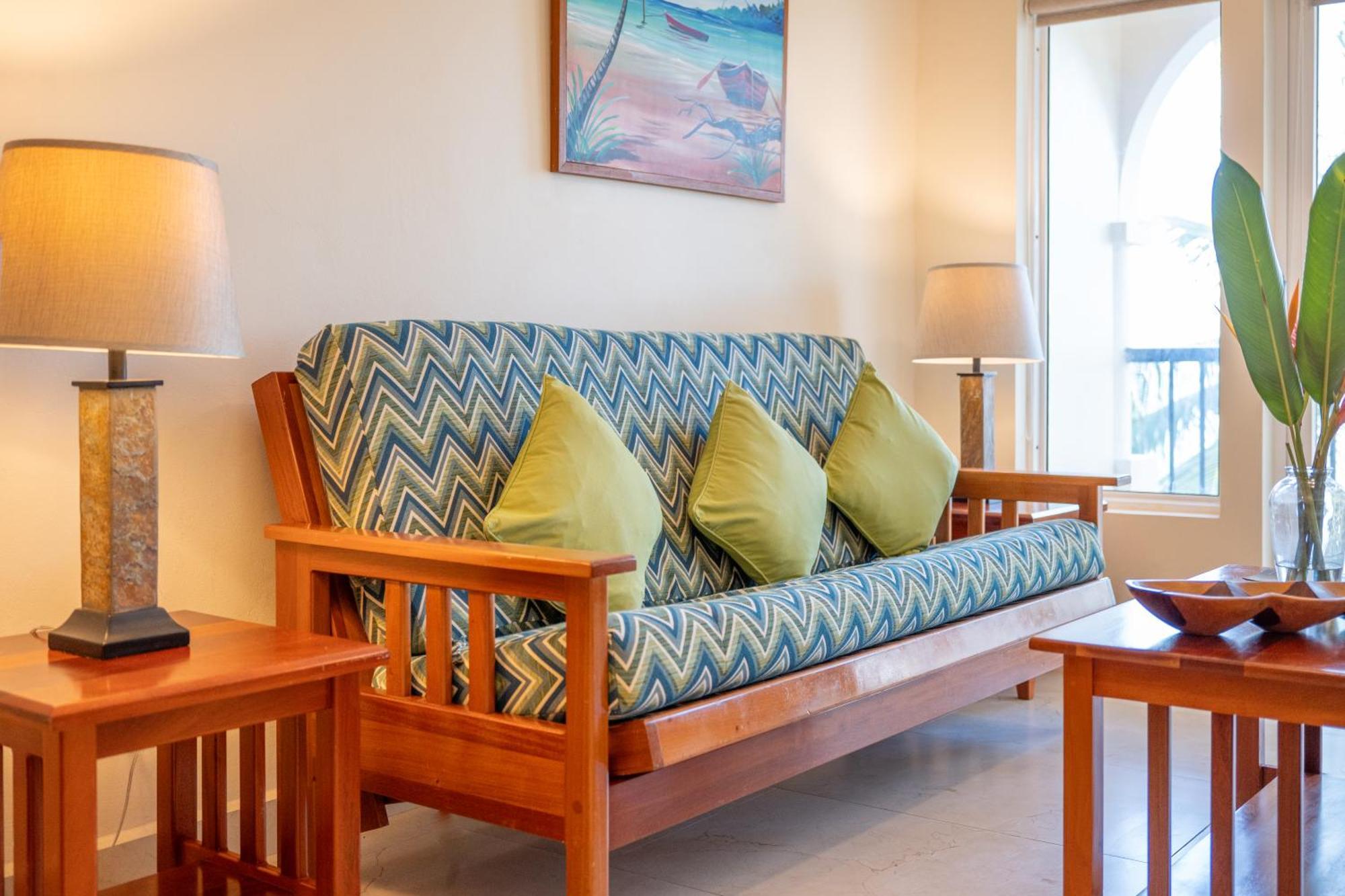 Sunbreeze Suites San Pedro  Εξωτερικό φωτογραφία