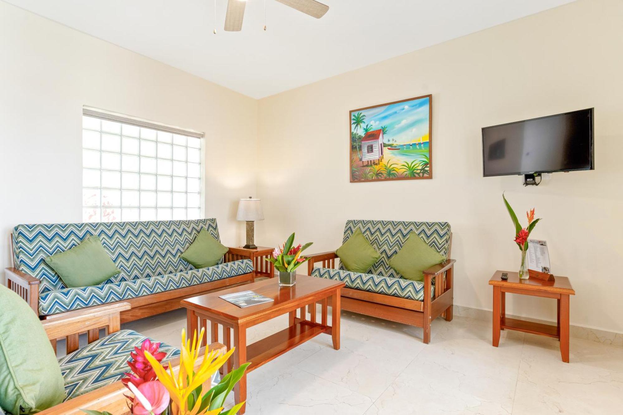 Sunbreeze Suites San Pedro  Εξωτερικό φωτογραφία
